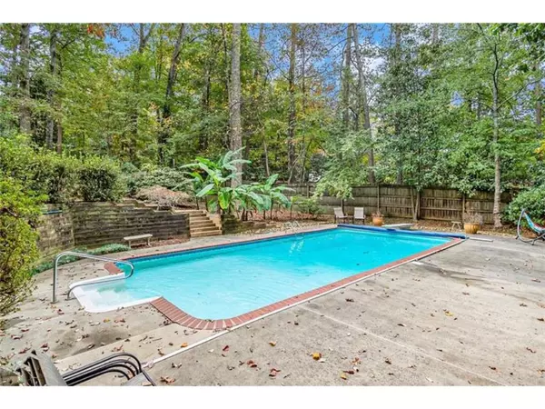 Atlanta, GA 30350,7740 Sagebrush DR