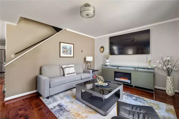 Atlanta, GA 30315,974 Grant ST SE