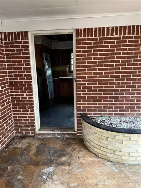 Atlanta, GA 30316,1581 SE Woodland CIR SE