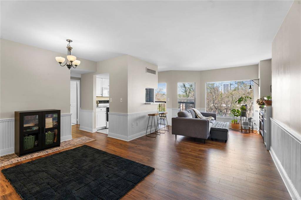 1 Biscayne DR NW #211, Atlanta, GA 30309