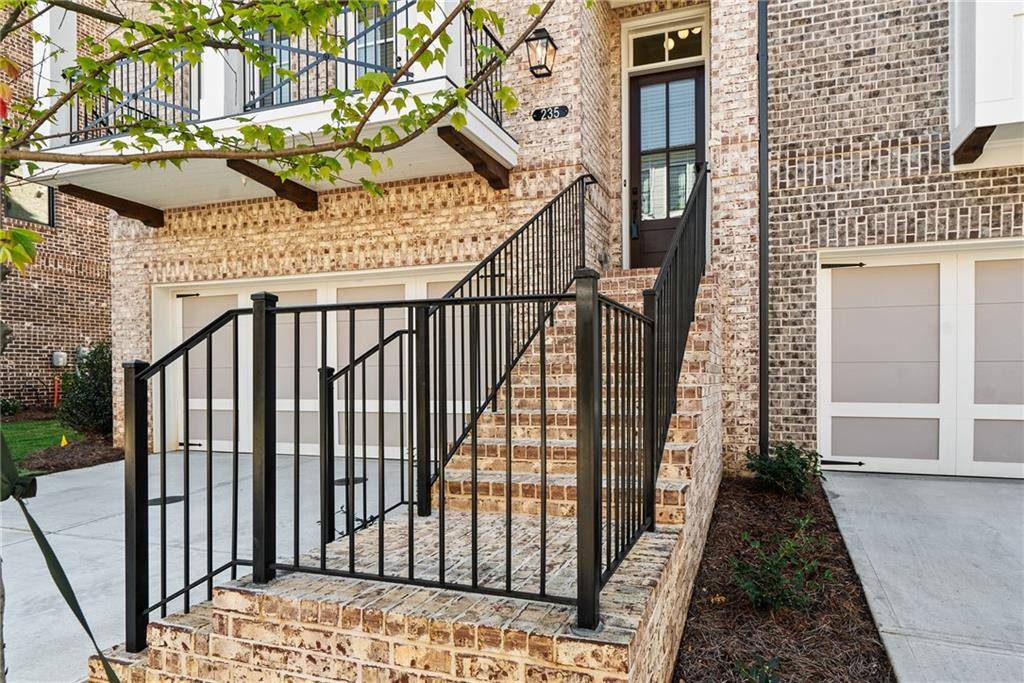 Alpharetta, GA 30009,235 Briscoe WAY #7