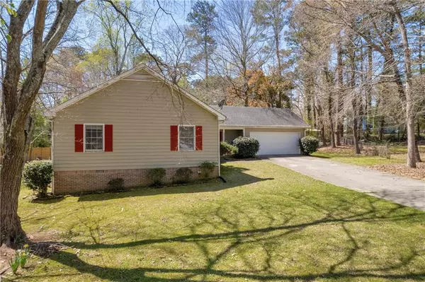 Grayson, GA 30017,2073 Lou CT