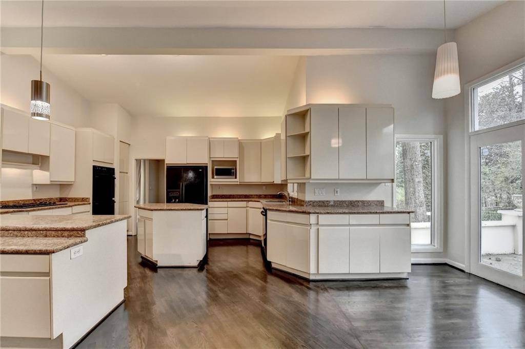 Atlanta, GA 30342,4900 Northland DR