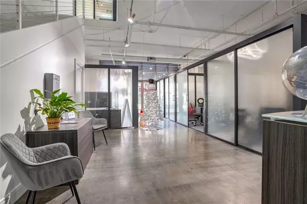 Atlanta, GA 30309,905 Juniper ST NE #110