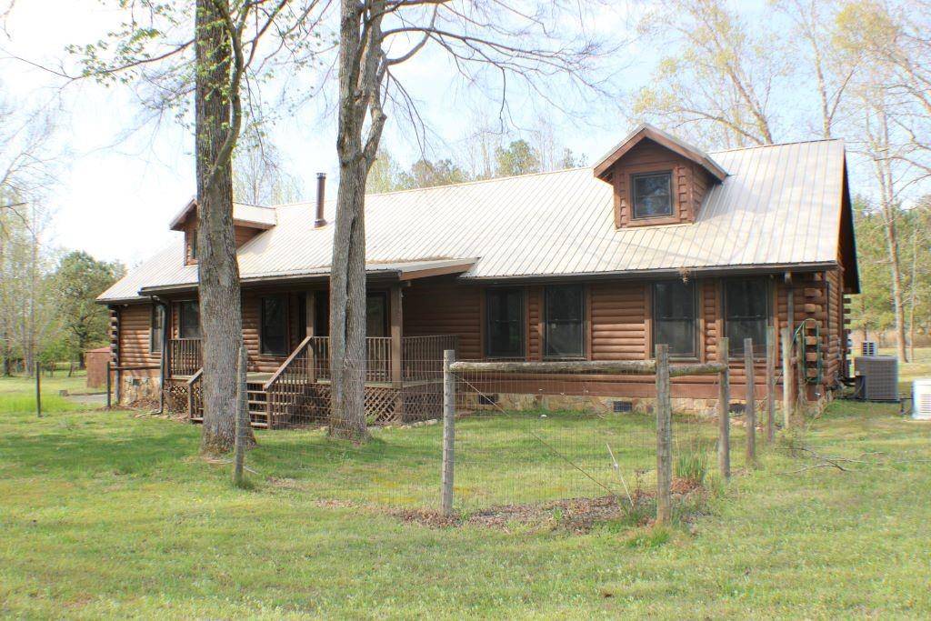 512 E Valley RD NE, Rydal, GA 30171