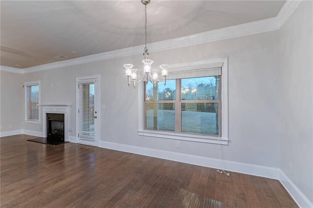 Alpharetta, GA 30004,4610 Mossbrook CIR