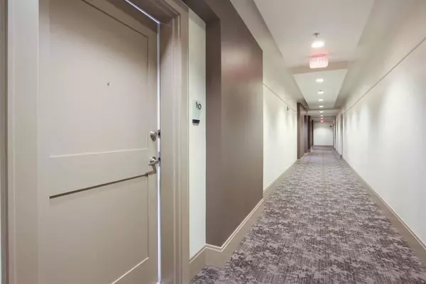 Atlanta, GA 30309,905 Juniper ST NE #110