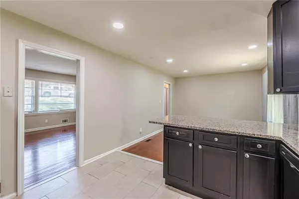 Morrow, GA 30260,1157 Helen ST