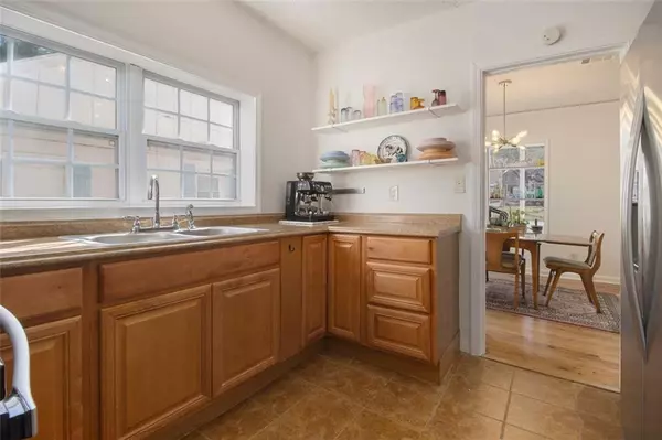 Atlanta, GA 30310,1810 S GORDON ST SW