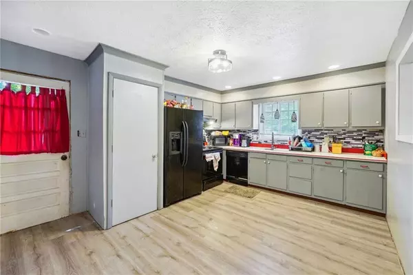 Austell, GA 30106,2415 Wales DR