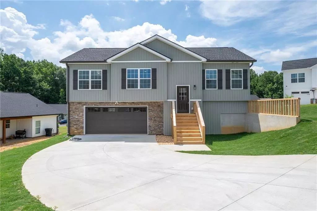 Calhoun, GA 30701,116 Westview DR SW