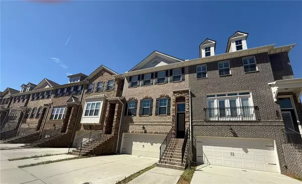 Atlanta, GA 30346,4121 Townsend LN