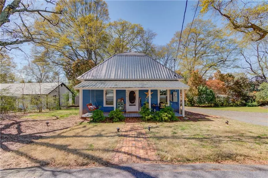 538 Spring ST, Commerce, GA 30529