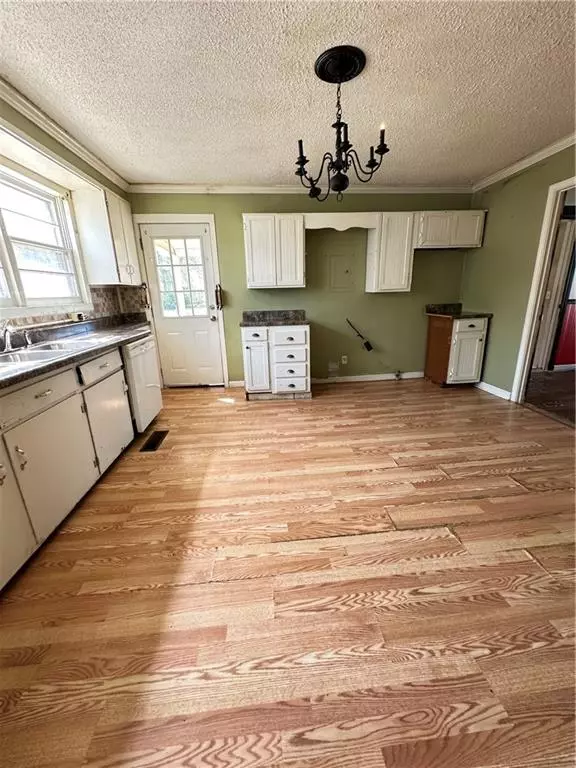 Aragon, GA 30104,58 Elm ST