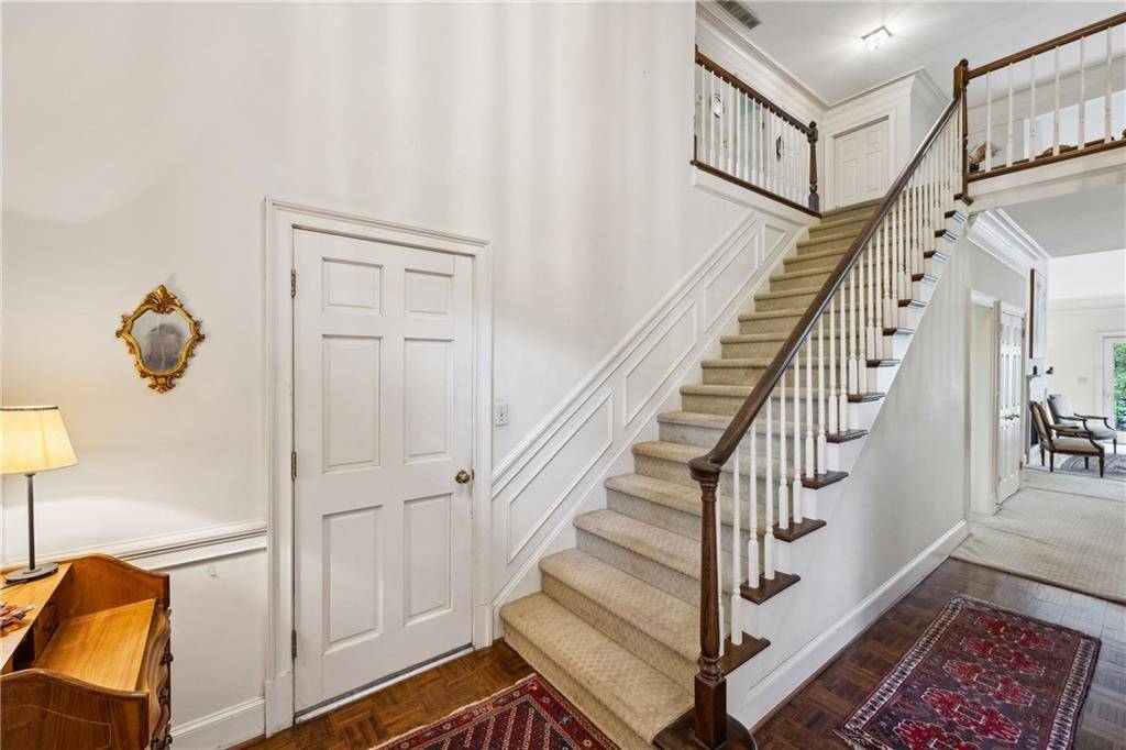 Atlanta, GA 30328,12 Braemore DR