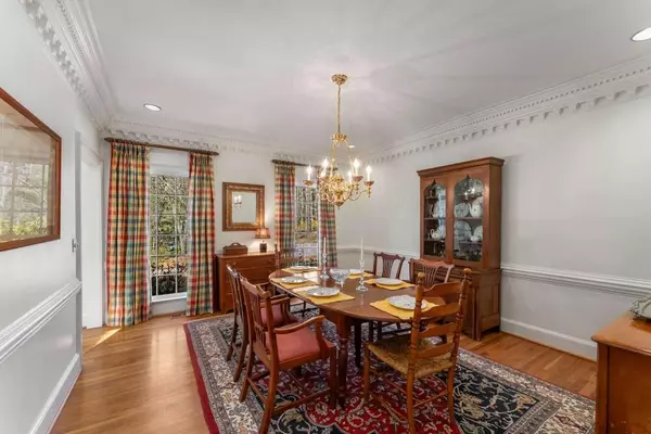 Sandy Springs, GA 30350,9835 Trace VLY