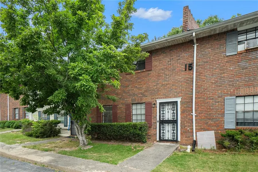 6354 Shannon Pkwy #15D, Union City, GA 30291
