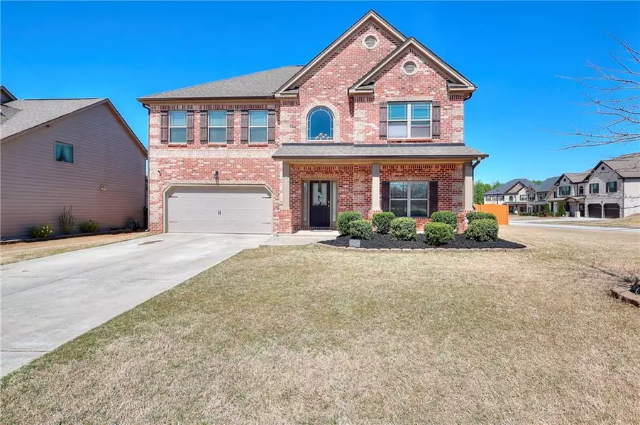 910 Shannon Mist DR, Loganville, GA 30052