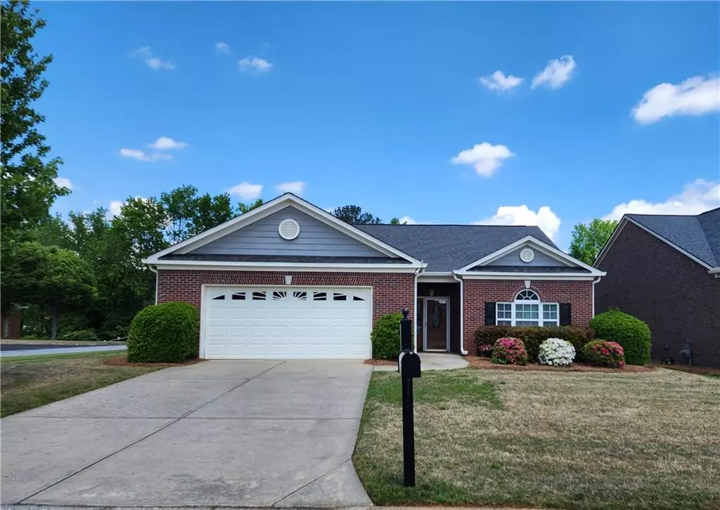 Cumming, GA 30040,1705 Rolling View DR