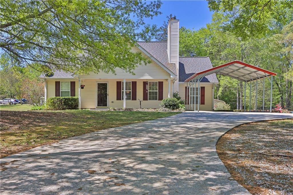 3935 Pinedale LN, Gainesville, GA 30507