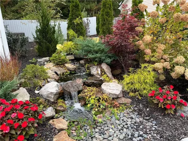 Dawsonville, GA 30534,190 Crown Pointe DR