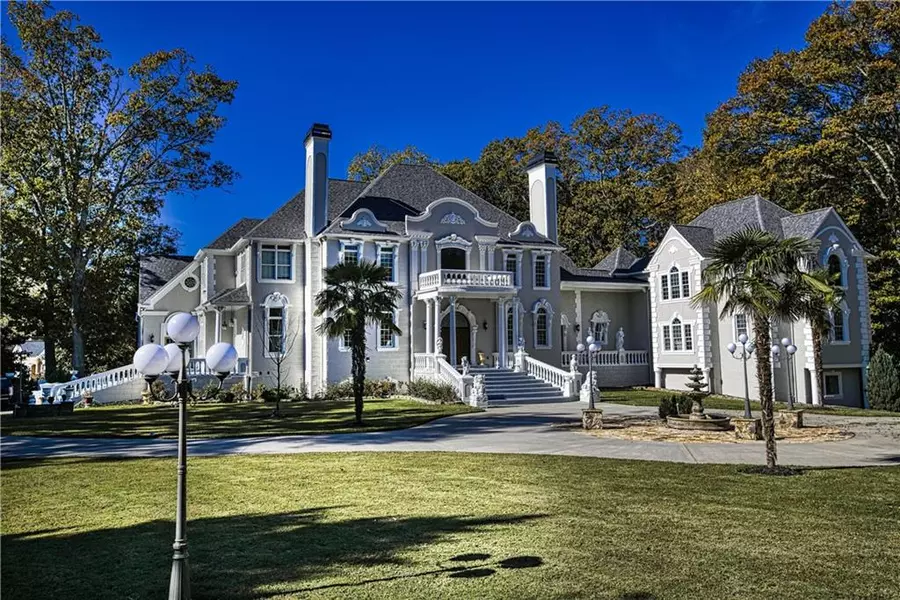 6020 Riverside DR, Atlanta, GA 30328