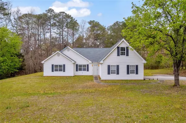 4671 Cedar DR, Loganville, GA 30052