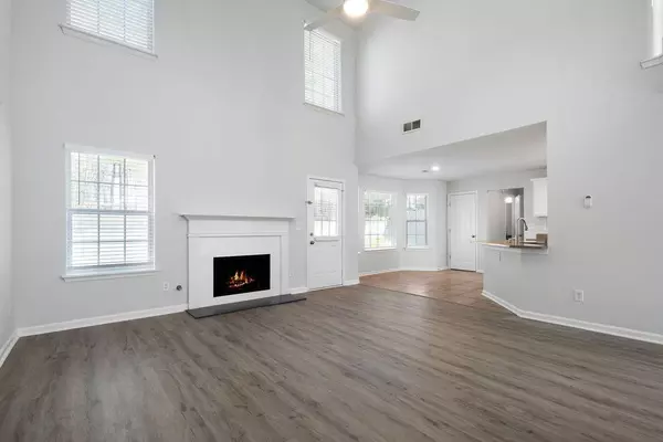 Dallas, GA 30157,552 S Fortune WAY