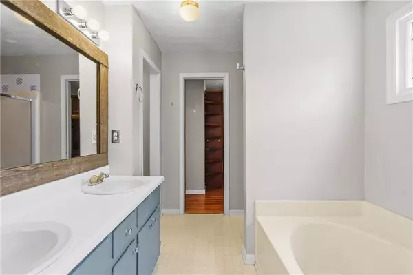 2840 Ivy Mill DR, Buford, GA 30519