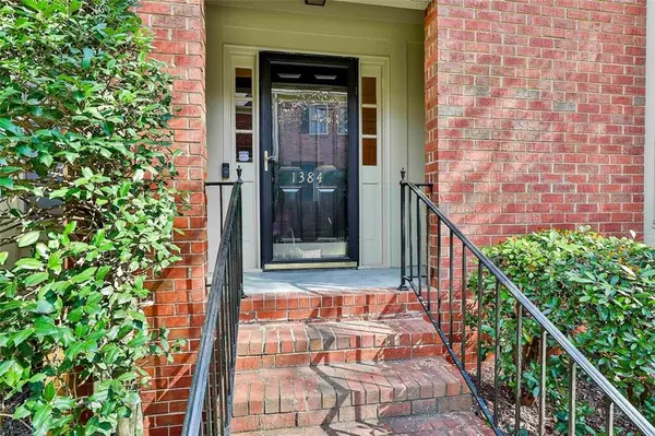 Atlanta, GA 30329,1384 Sheffield Glen WAY NE