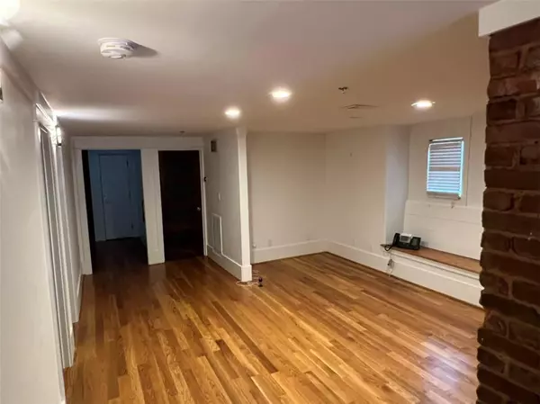Atlanta, GA 30307,951 Edgewood AVE NE