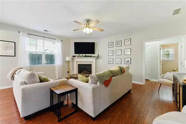 Canton, GA 30114,813 Topaz VLY