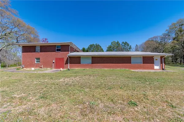 Flowery Branch, GA 30542,3929 Perry LN