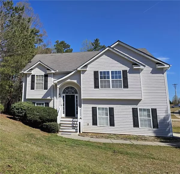 68 Georgias LN, Dallas, GA 30157