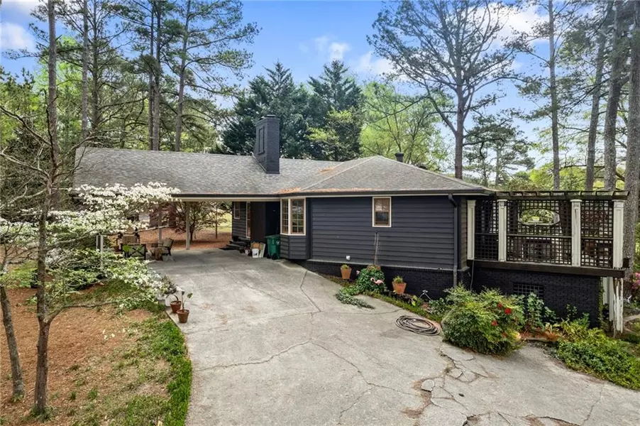 8711 Smith James RD, Snellville, GA 30039