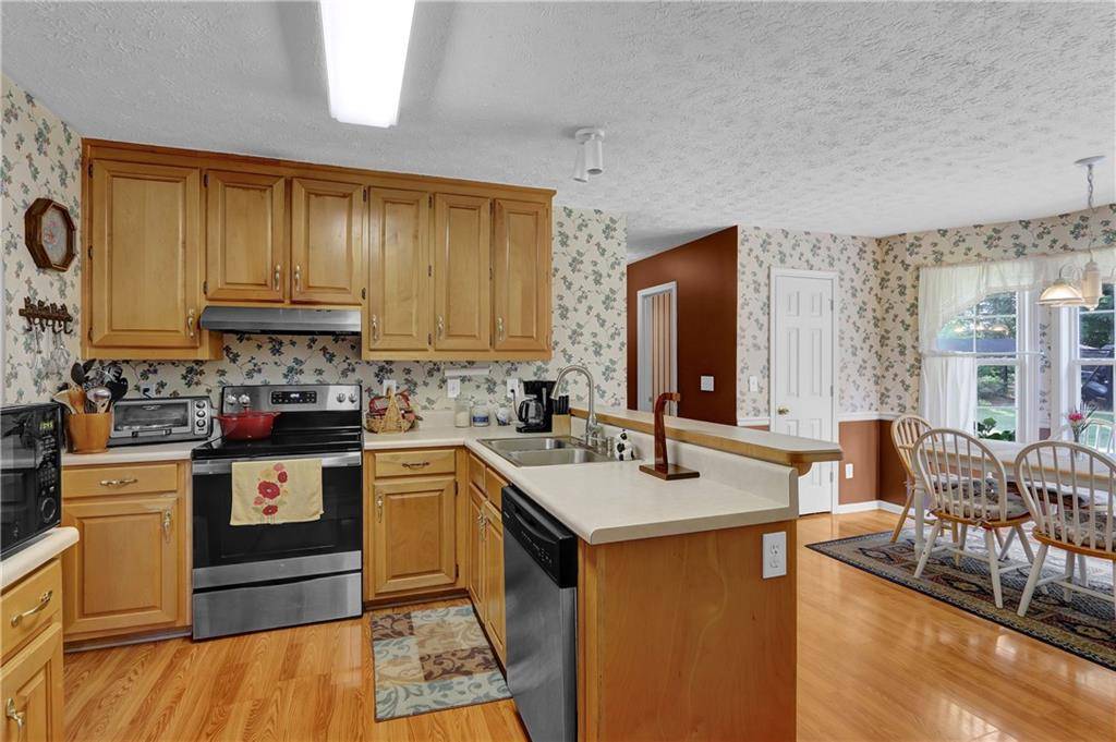 Lawrenceville, GA 30045,962 Cove Lake CT
