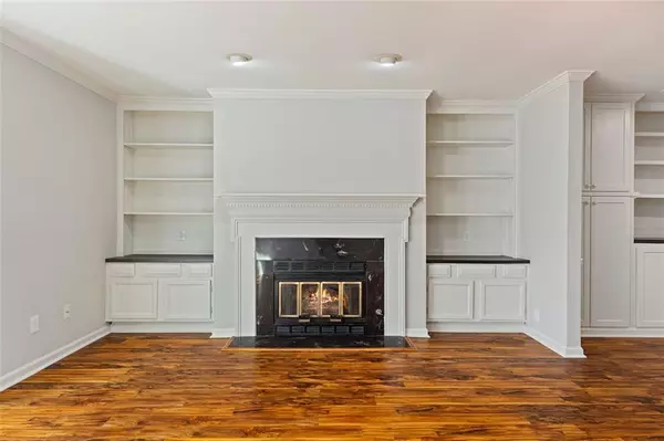Decatur, GA 30033,1750 CLAIRMONT RD #28