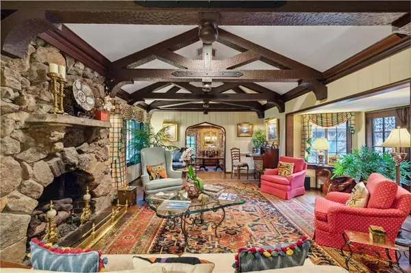 Atlanta, GA 30319,1050 E Club LN NE