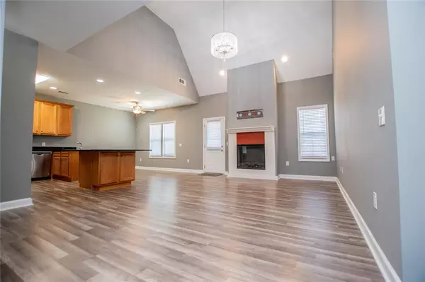 Carrollton, GA 30116,207 Meadow Lake DR