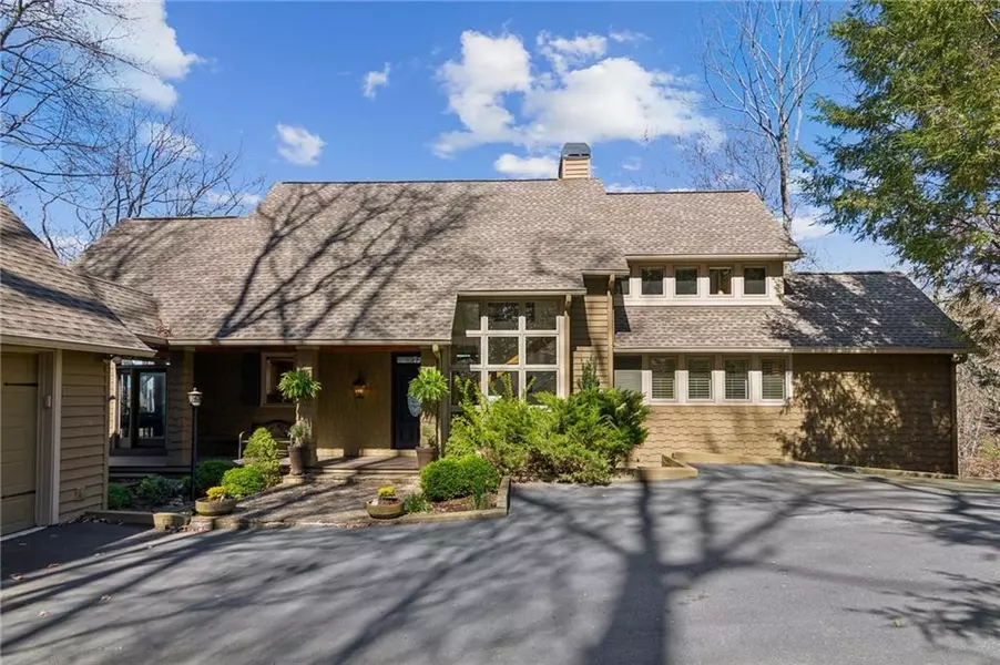 656 Wild Turkey BLF, Big Canoe, GA 30143