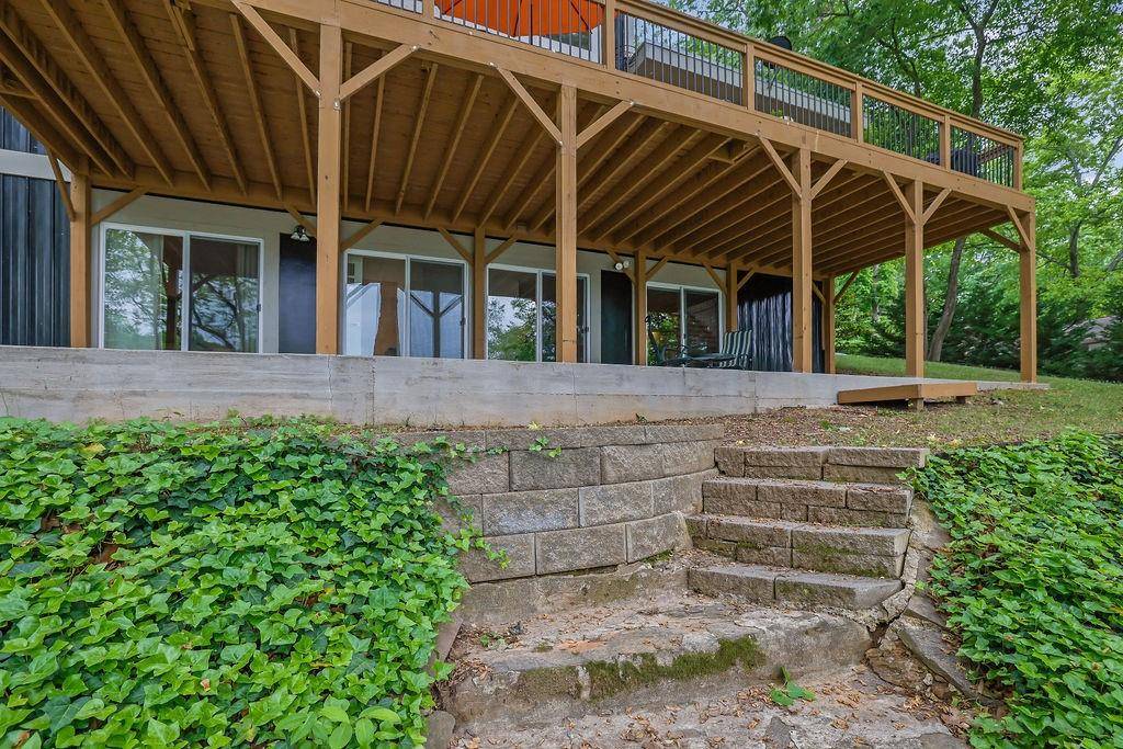Roswell, GA 30075,132 Lakeshore DR