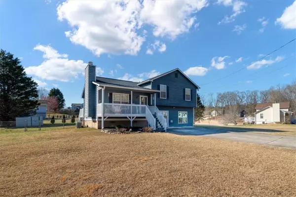 170 Cobblestone CT, Douglasville, GA 30134