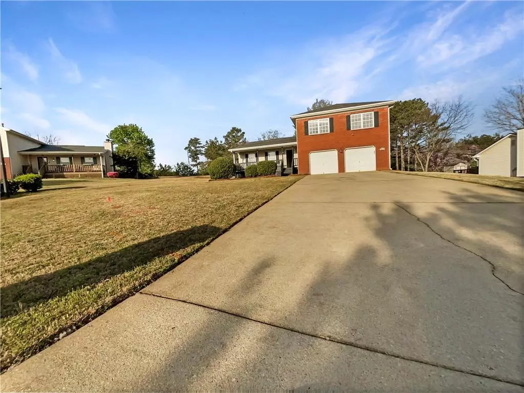 Ellenwood, GA 30294,5211 Benjamin TRL
