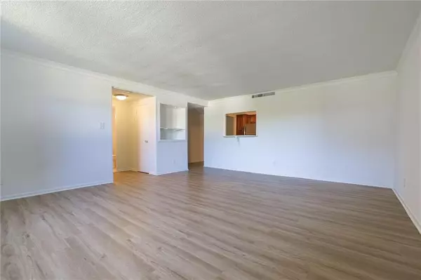 Atlanta, GA 30305,2965 Pharr Court South NW #503