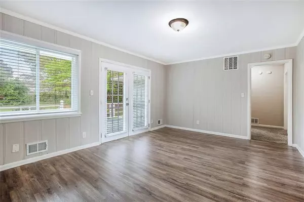 Stone Mountain, GA 30083,5052 W MOUNTAIN ST