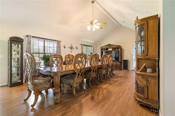 Molena, GA 30258,694 Highway 18