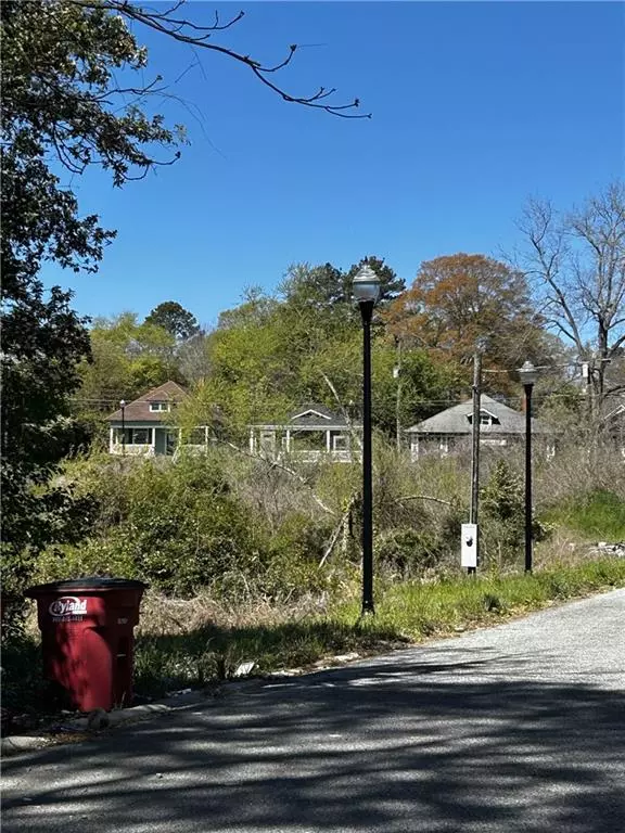 Macon, GA 31204,2138 Sycamore ST