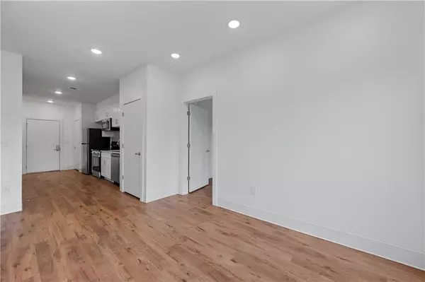 Atlanta, GA 30316,456 Flat Shoals AVE SE #406