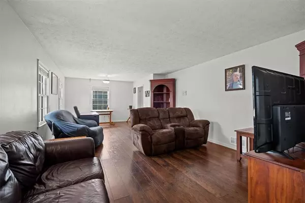 Carrollton, GA 30117,70 Gibson DR