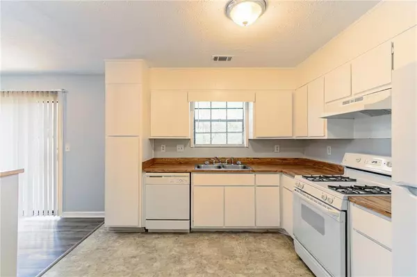 Lithonia, GA 30058,1803 Gingham CT